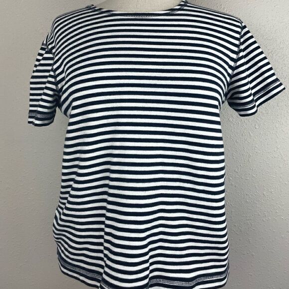 EUC Chaus Women’s Blue and White Short Sleeve Top Size S - Picture 2 of 5